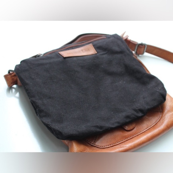 Barbour 2nd cross body bag - Picture 7 of 15